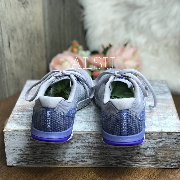 nike metcon 4 atmosphere grey